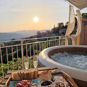  Apartment Romantica